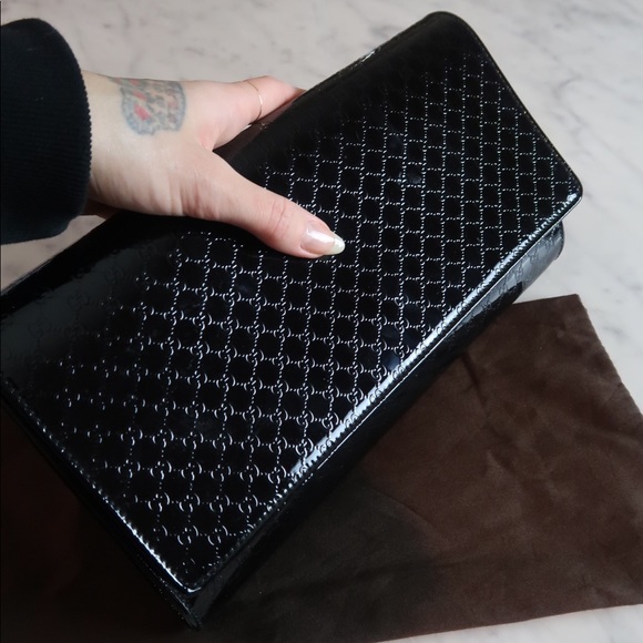 gucci patent leather clutch